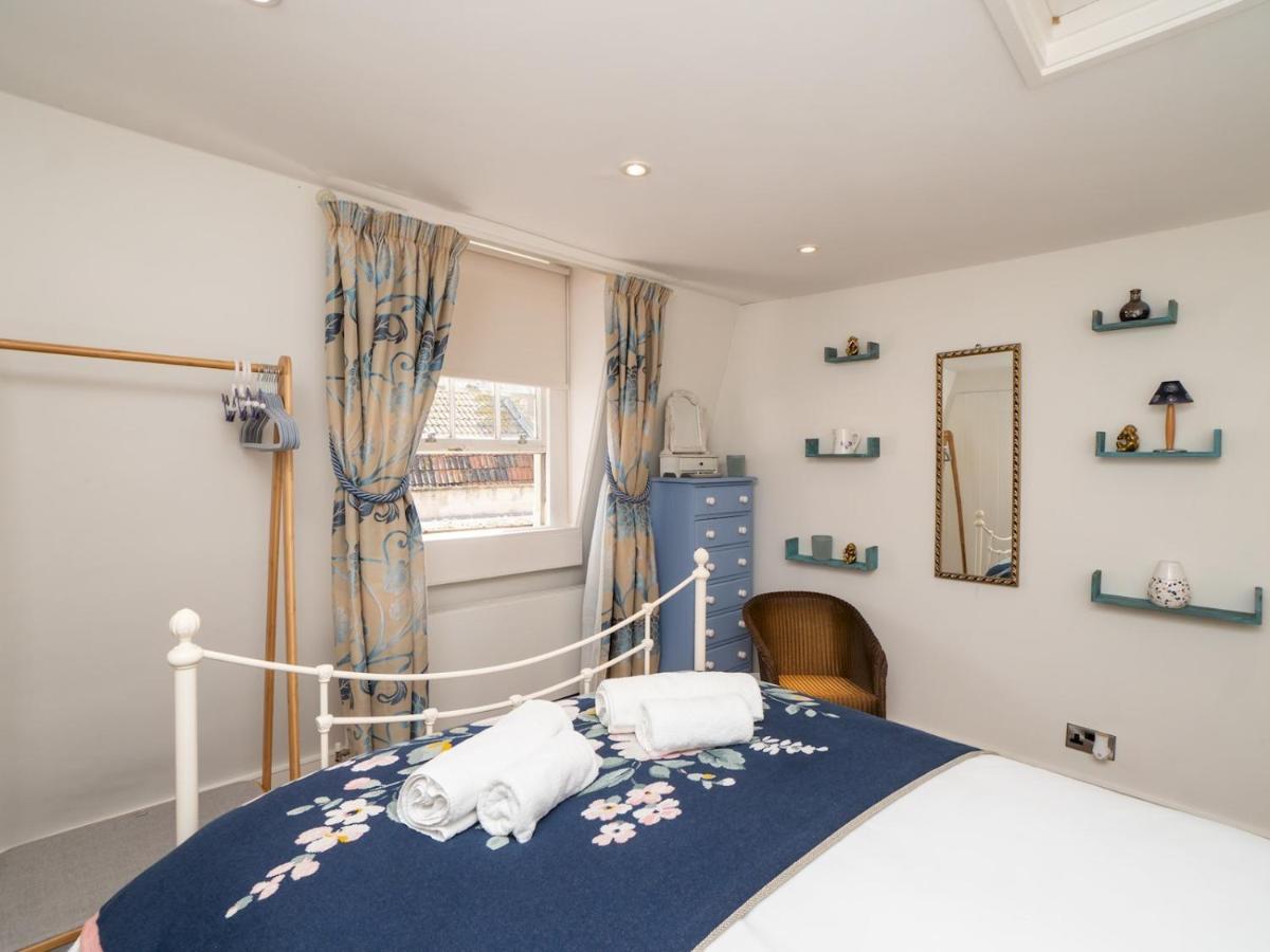 Ferienwohnung Pass The Keys 2 Bed Flat In The Heart Of Bath Exterior foto