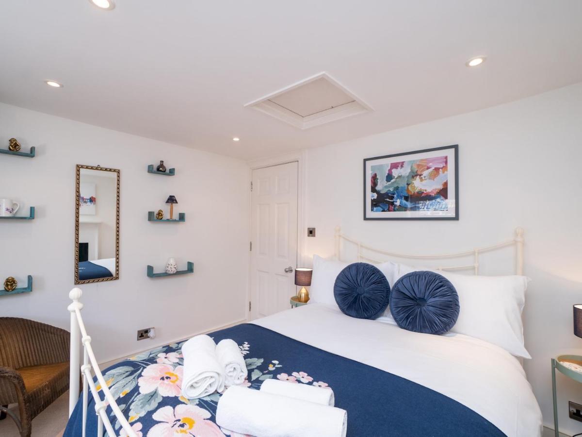 Ferienwohnung Pass The Keys 2 Bed Flat In The Heart Of Bath Exterior foto